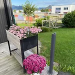 Luksurios Enebolig, Naer Alesund Villa Ytterland