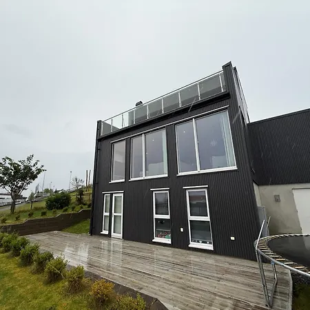 Luksuriøs Enebolig, Nær ålesund Villaer Ytterland