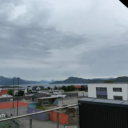 Luksuriøs Enebolig, Nær ålesund Villaer Ytterland