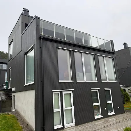 Luksuriøs Enebolig, Nær ålesund *
