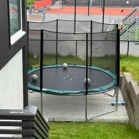 Luksuriøs Enebolig, Nær ålesund