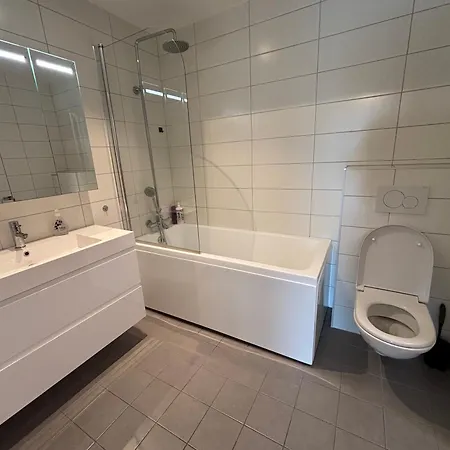 Luksuriøs Enebolig, Nær ålesund