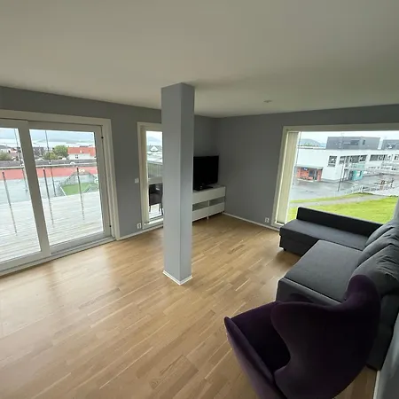 Villaer Luksuriøs Enebolig, Nær ålesund