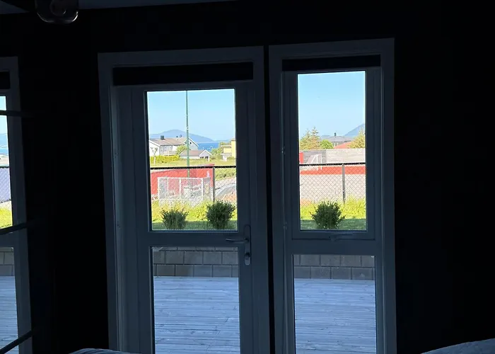 Villa Luksurios Enebolig, Naer Alesund Ytterland