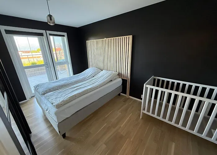 Luksurios Enebolig, Naer Alesund *